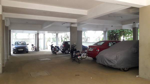 Car Parking vanhi Car Parking