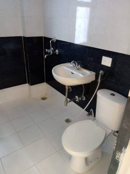 Bathroom white-house-ii Bathroom