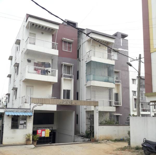 Elevation grandeur Elevation