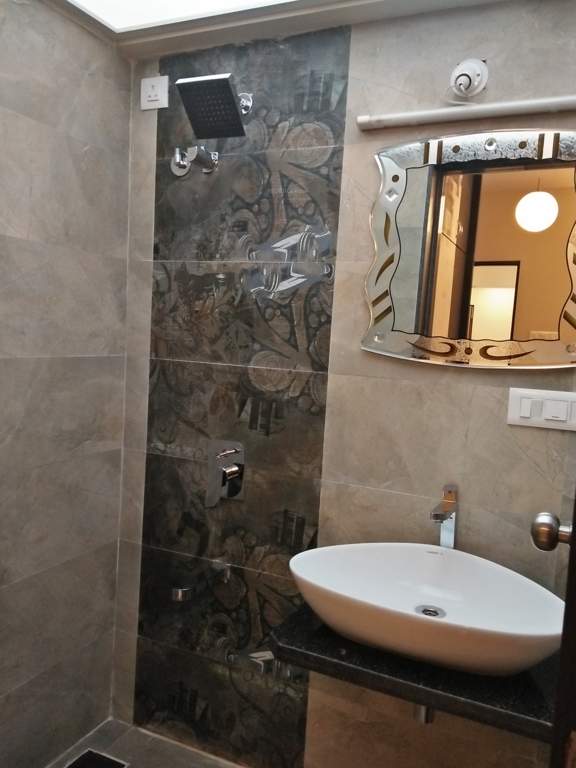  santoor phase ii Bathroom