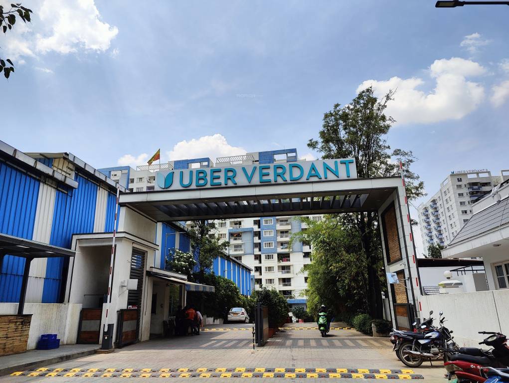  uber verdant Entrance Gate Security Cabin