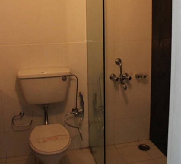  celebrity-meadows Bathroom