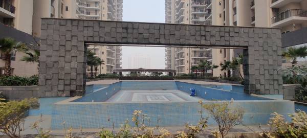 Swimming Pool amenities of Amaatra Homes