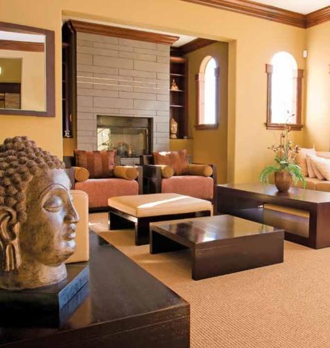  kingswood-oriental Living Area