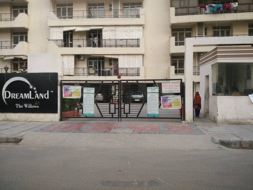  the willows Gated Community