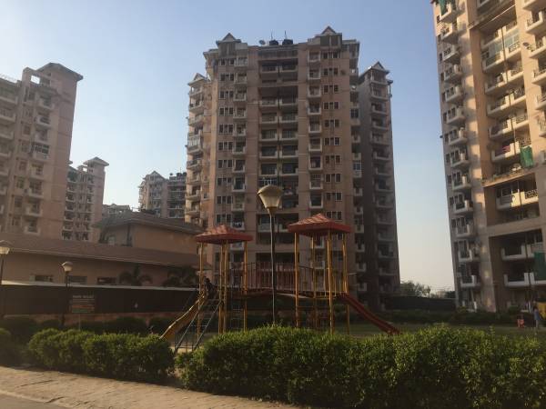 amenities of SRS Residency