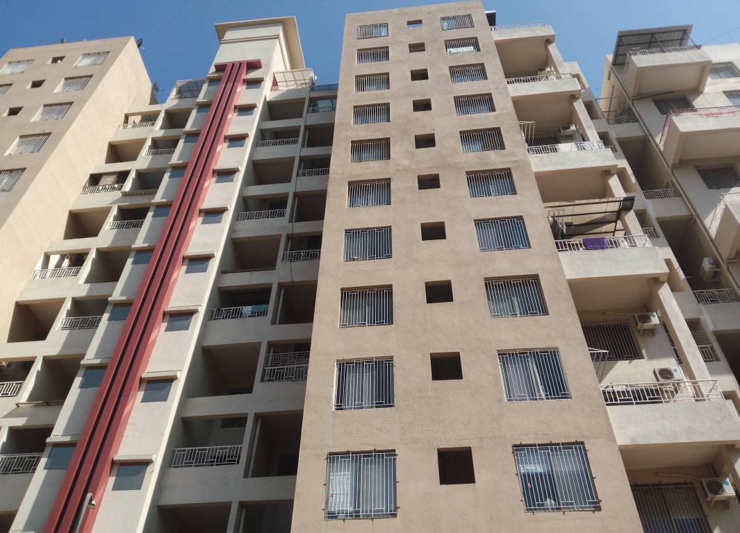  tinseltown Elevation