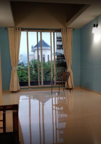  hawaiian Living Area