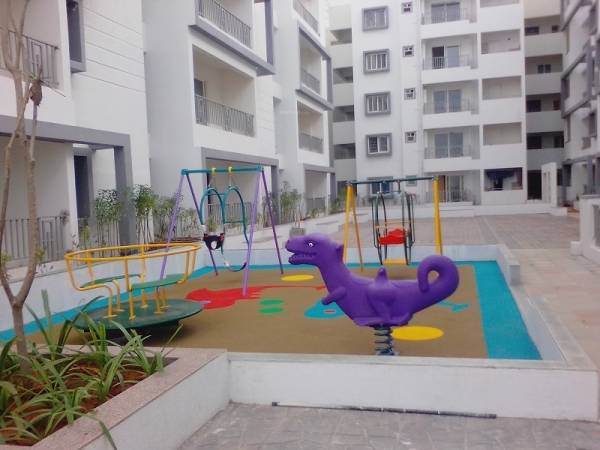 amenities of DSR White Waters I