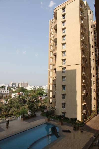  alaka-palazzo Swimming Pool