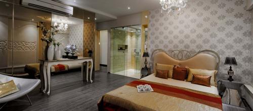 Images for Main Other of Mittal One Nation