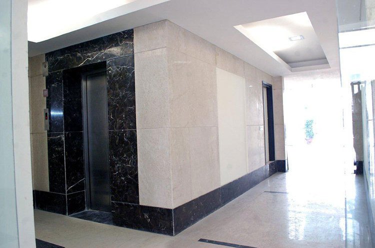  la tropicana Lift(s)