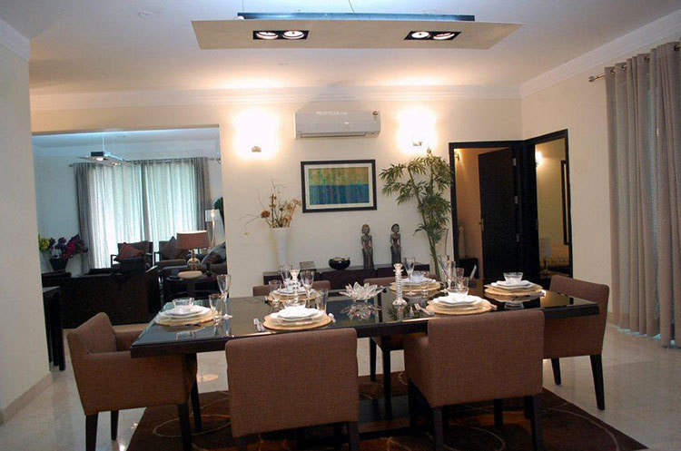  la tropicana Dining Area