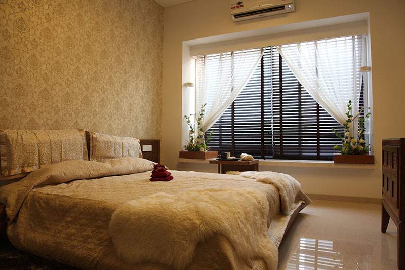  emirus Images for Main Other of Kundan Emirus