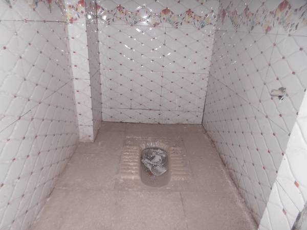  yogeshwar-park Bathroom