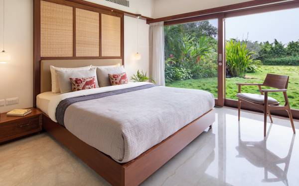 Bedroom after-the-rain Bedroom