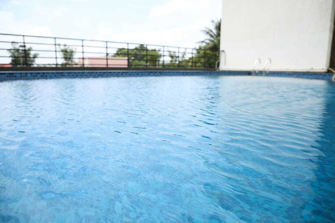  vista heights Swimming Pool