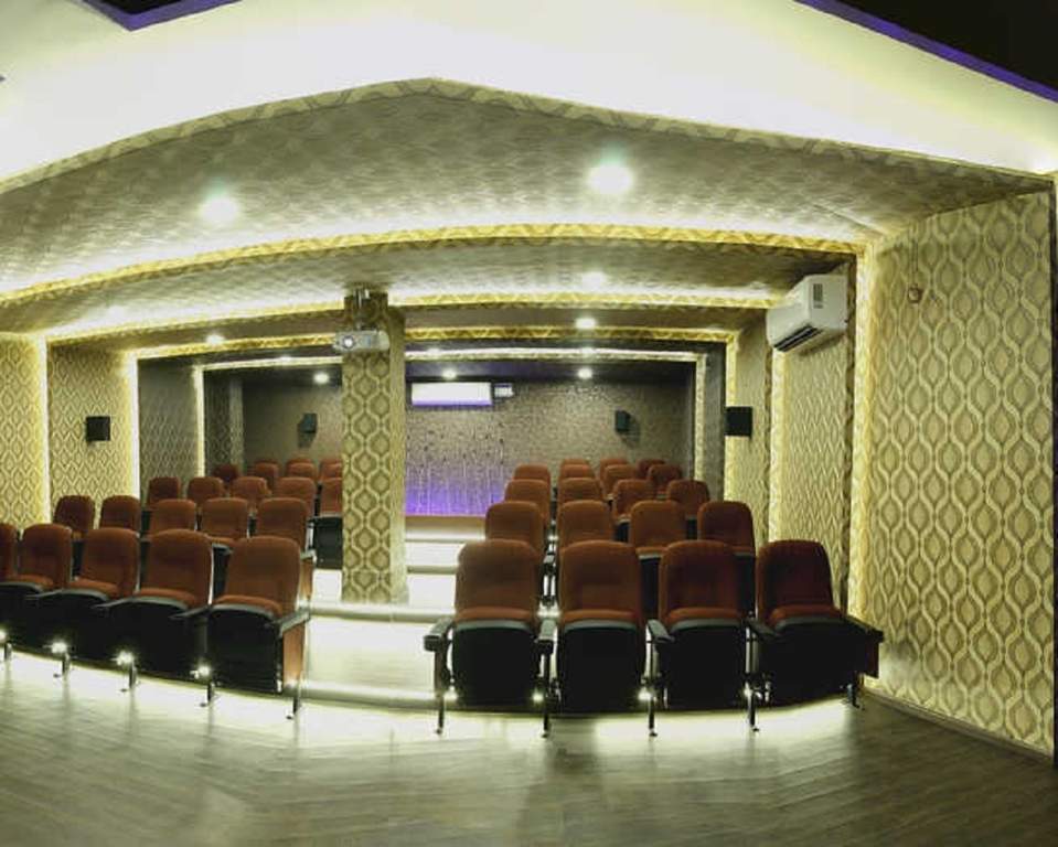  breeze Multipurpose Room