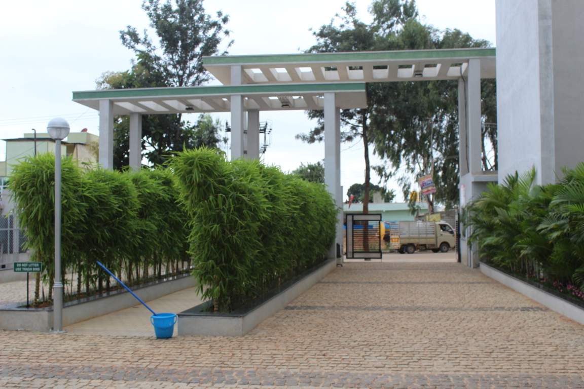  woods Images for Amenities of Bren Woods