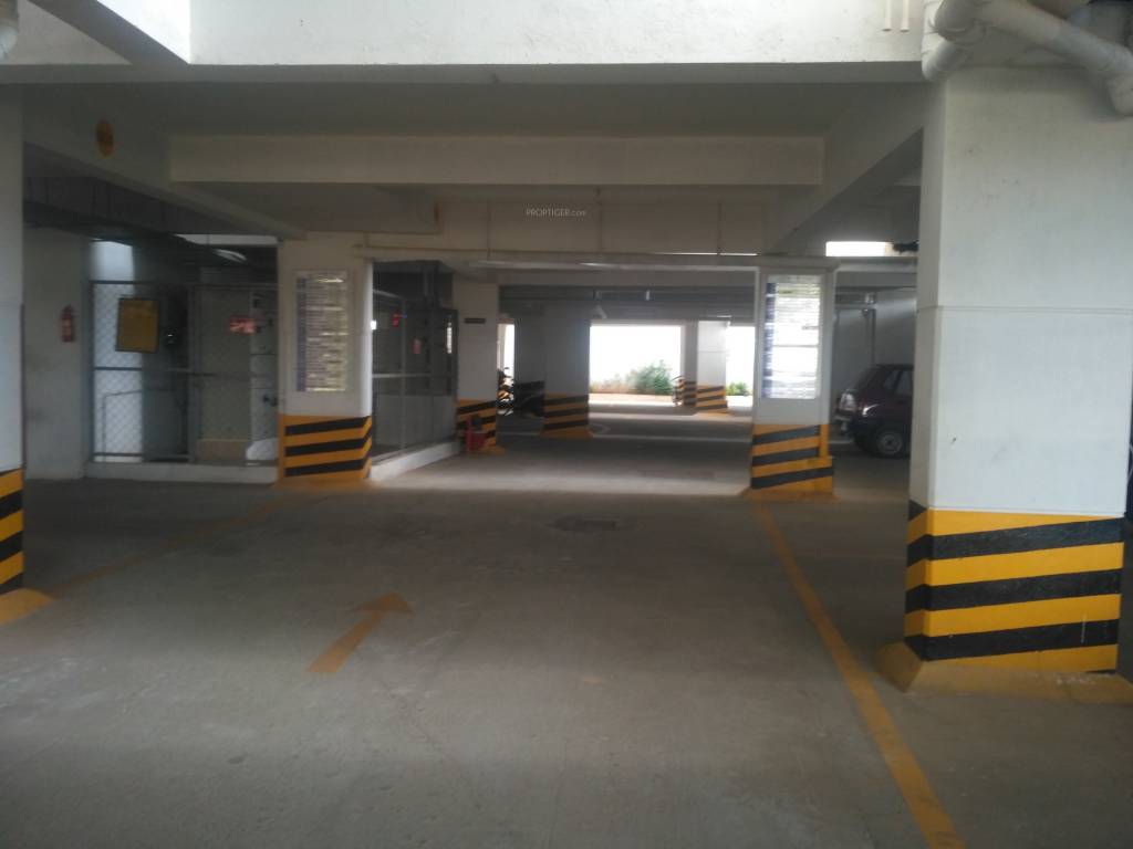  suncrest Car Parking
