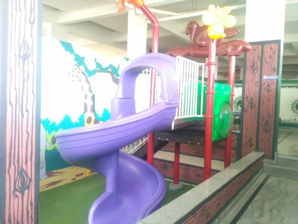  suncrest Children's play area