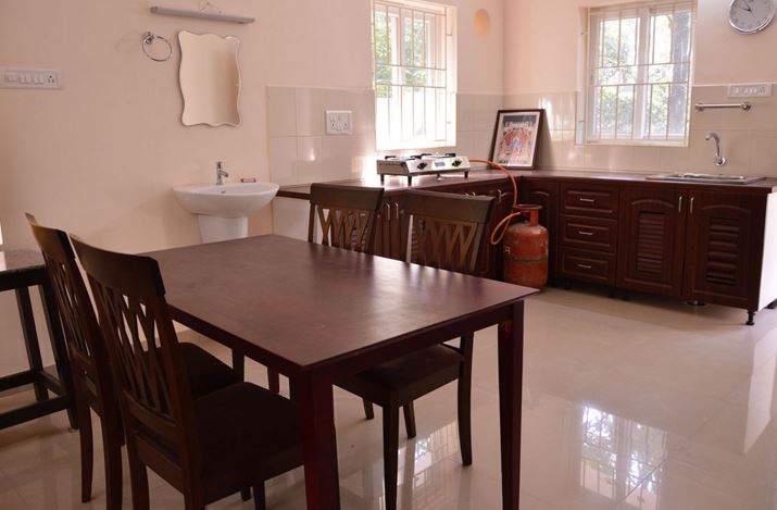  mango county Dining Area