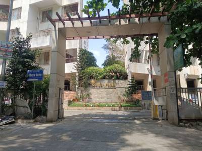 Others golden-petals Others