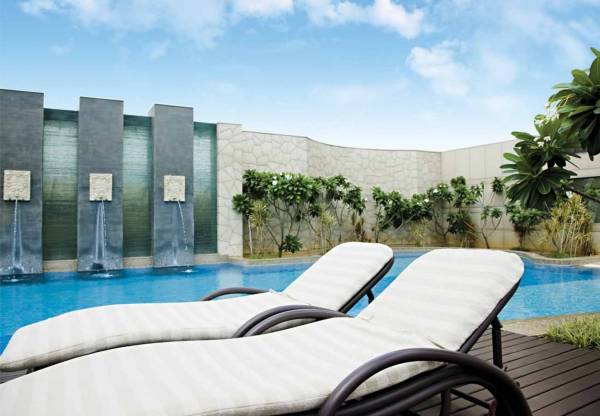 Swimming Pool wood-wind Swimming Pool