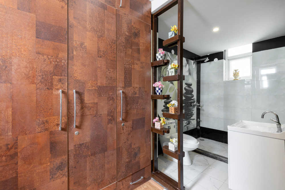  faridabad eye Bathroom