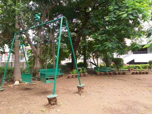 Others garden Others