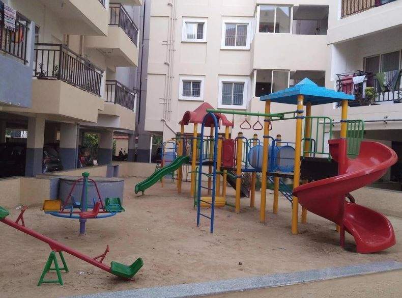  urban flora Children's play area