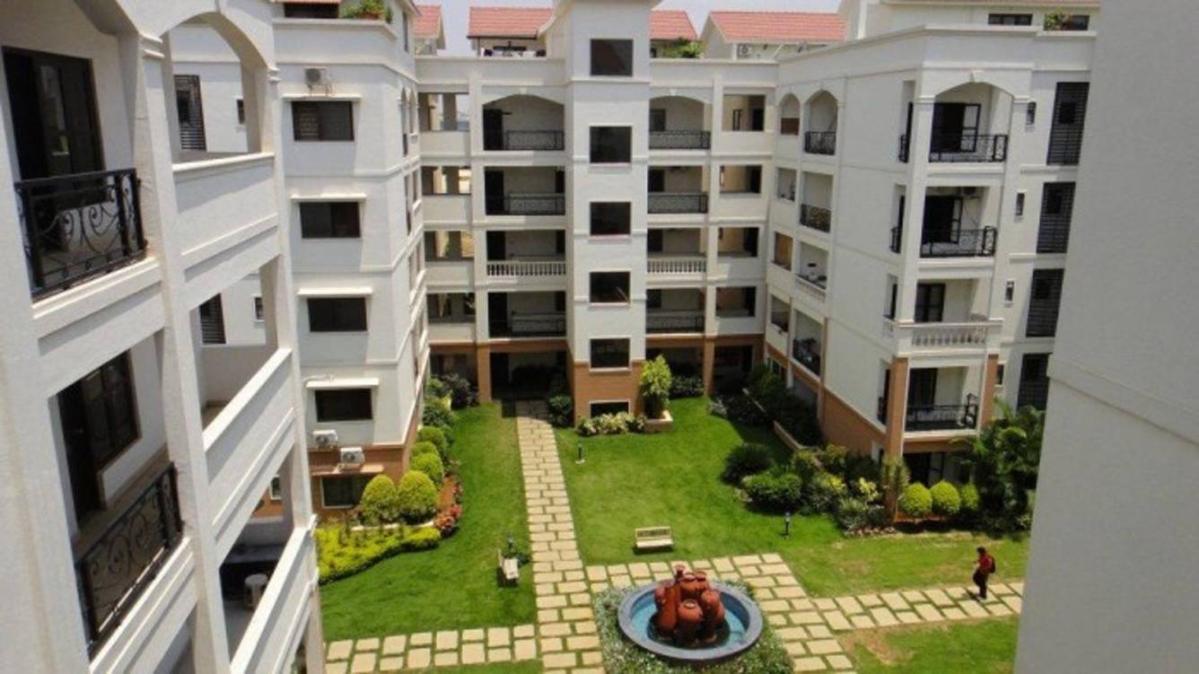  royal manor Elevation