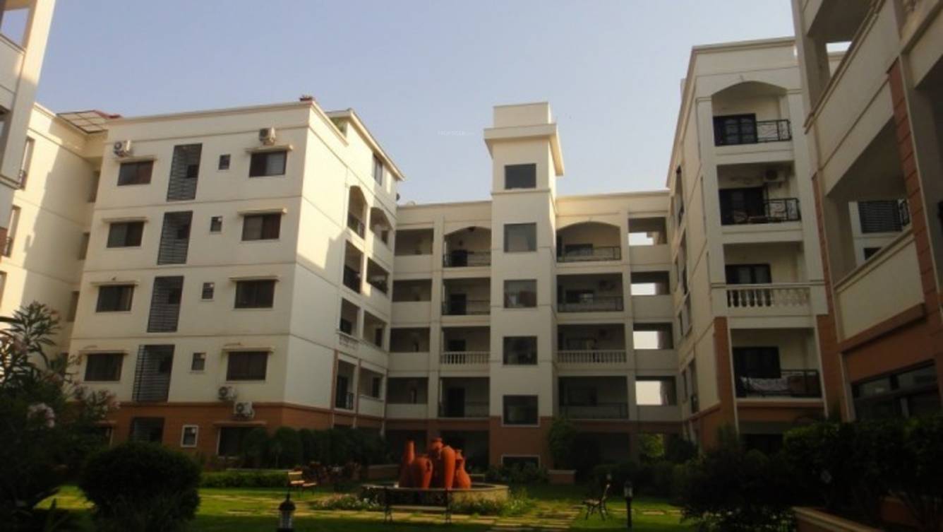  royal manor Elevation