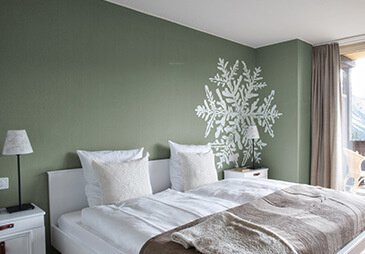  hill view homes Bedroom