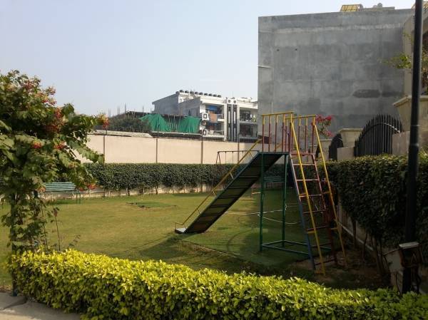  residency Landscaped Gardens