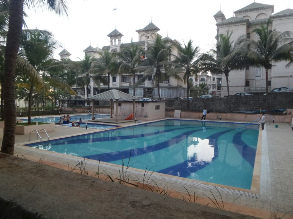  gardens Swimming Pool
