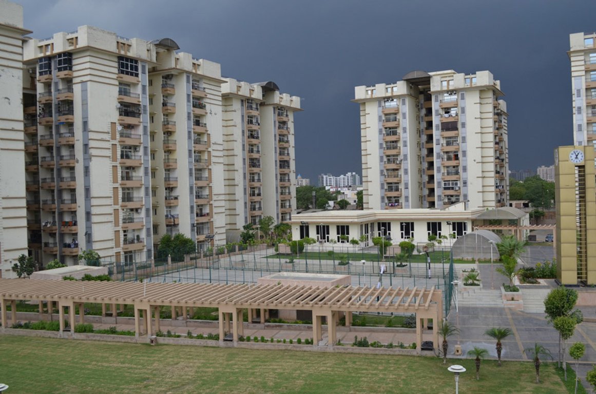 Images for Elevation of Amrapali Grand