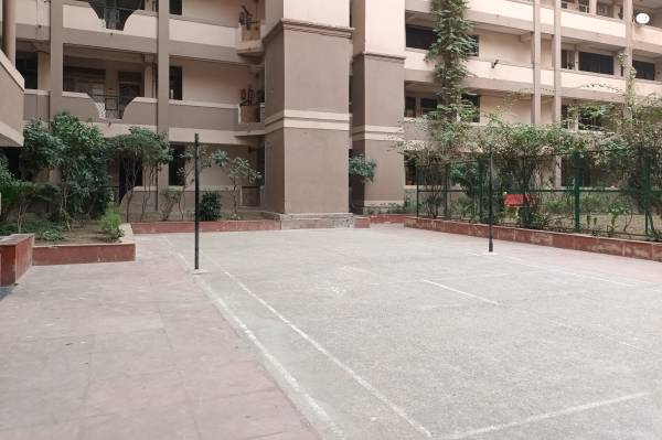 Badminton Court garden Badminton Court