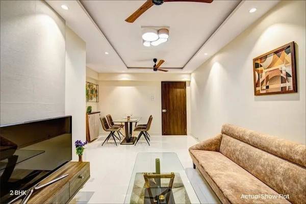  residential-complex-amber Living Area