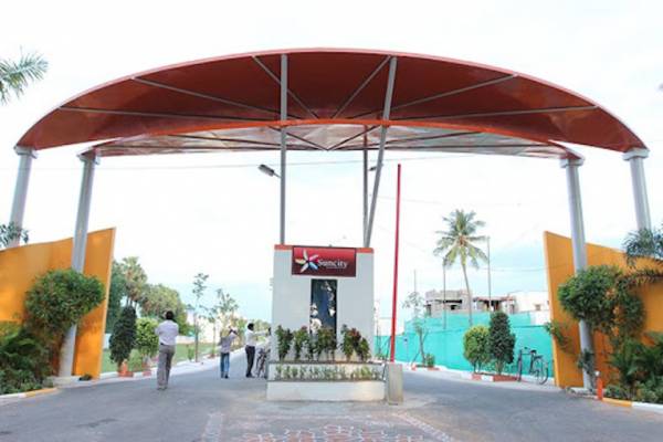 Gated Community suncity-plots Gated Community