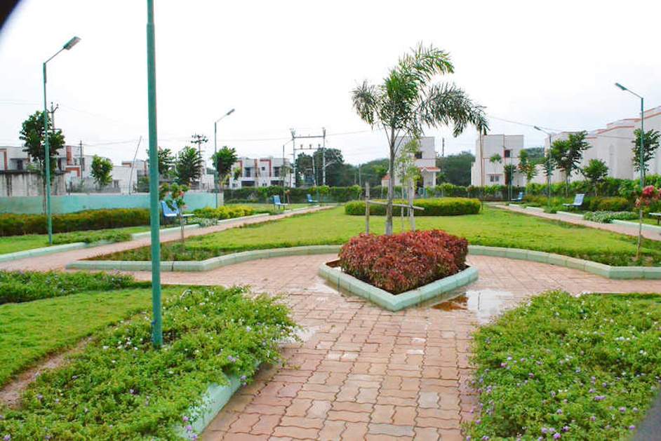  suncity plots Landscaped Gardens
