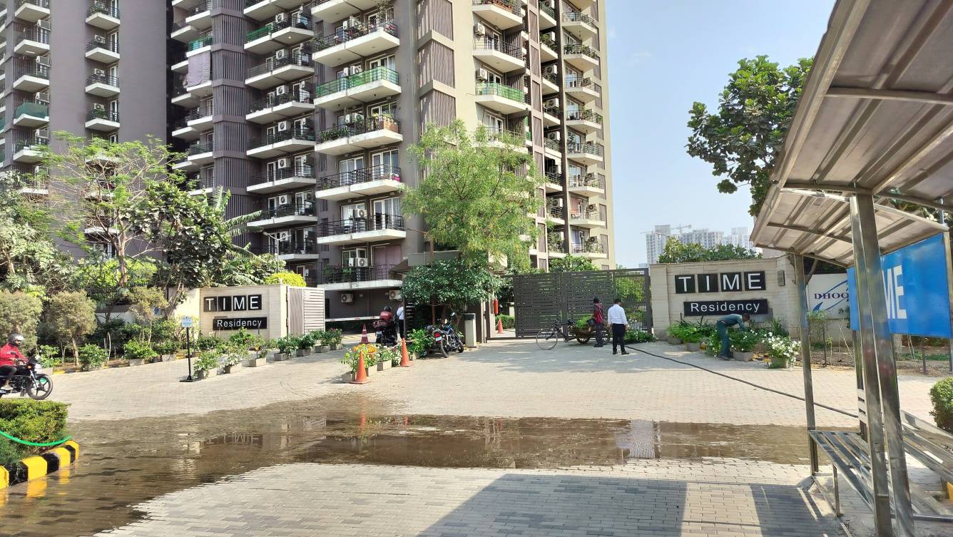  time residency Entrance Gate Security Cabin