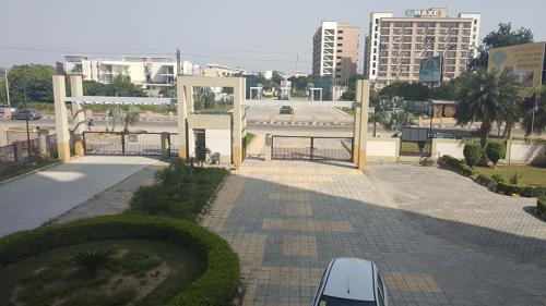 Landscaped Gardens city-floors Landscaped Gardens