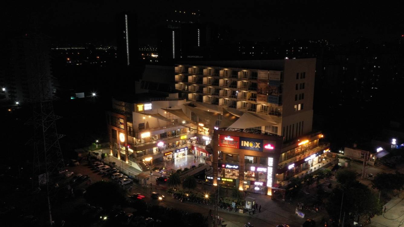 Trehan Iris Broadway