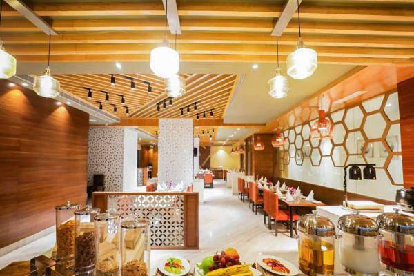  element-one Restaurant