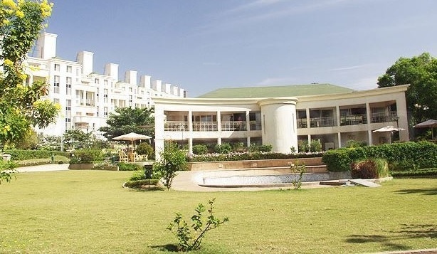  highlands Club House