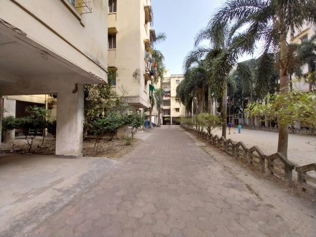  sisirkunja Paved Compound