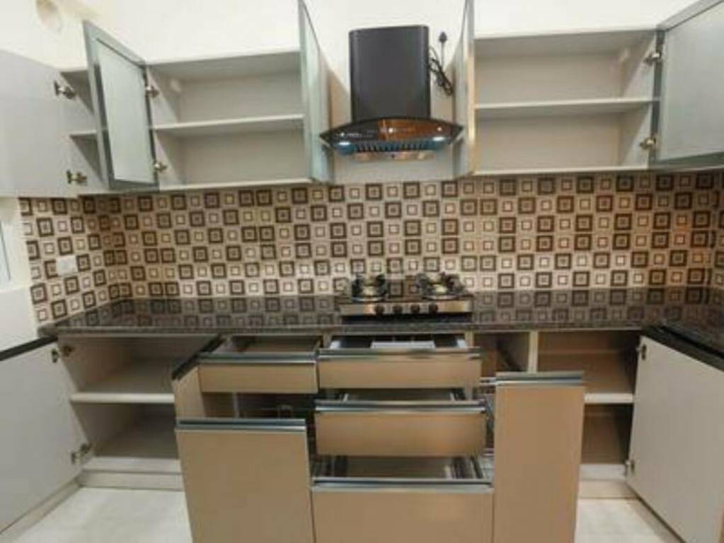 Mangalya Novena Green