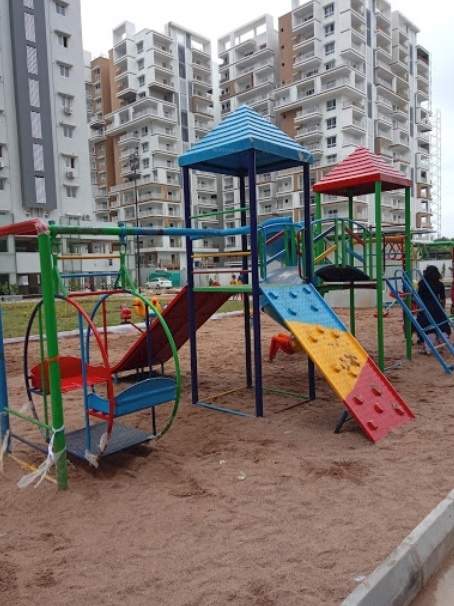 carlton creek Children's play area