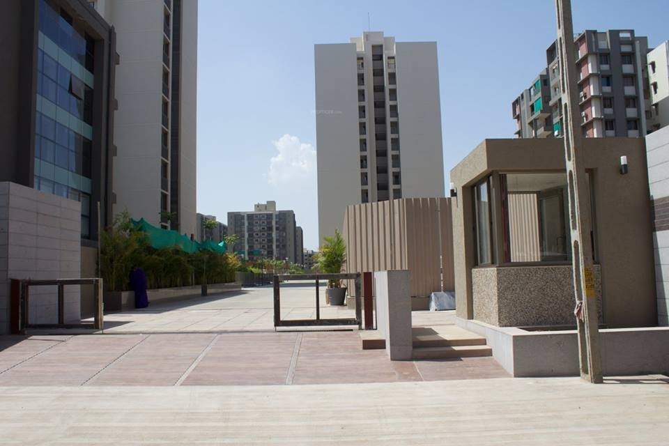  orchid paradise Entrance Lobby